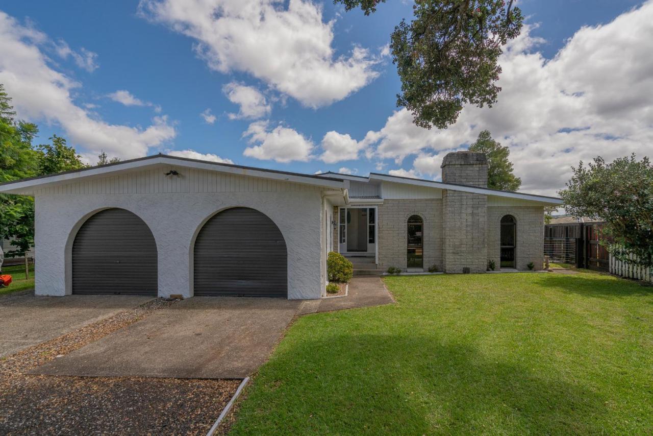 Hosts On The Coast Central Hideaway Villa Whitianga Exterior photo